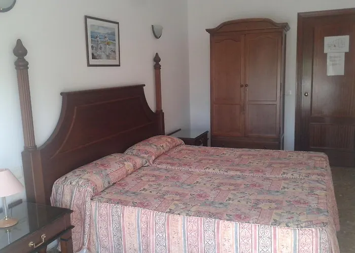 Hostal Europa エステポナ